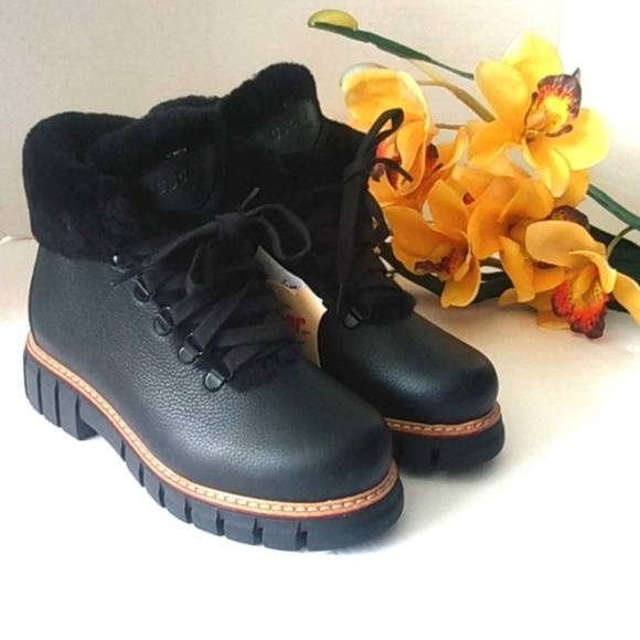 OSCAR SPORT HAND MADE ITALIAN LEATHER FUR LINED ANKLE BOOTS SIZE 6.5 NWT - Picture 2 of 14